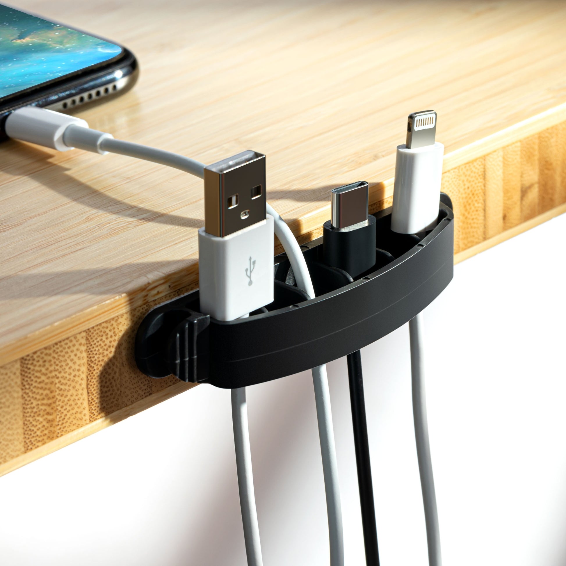 Taming the Tangled: Creative Cable Management Hacks You Never Knew You Needed