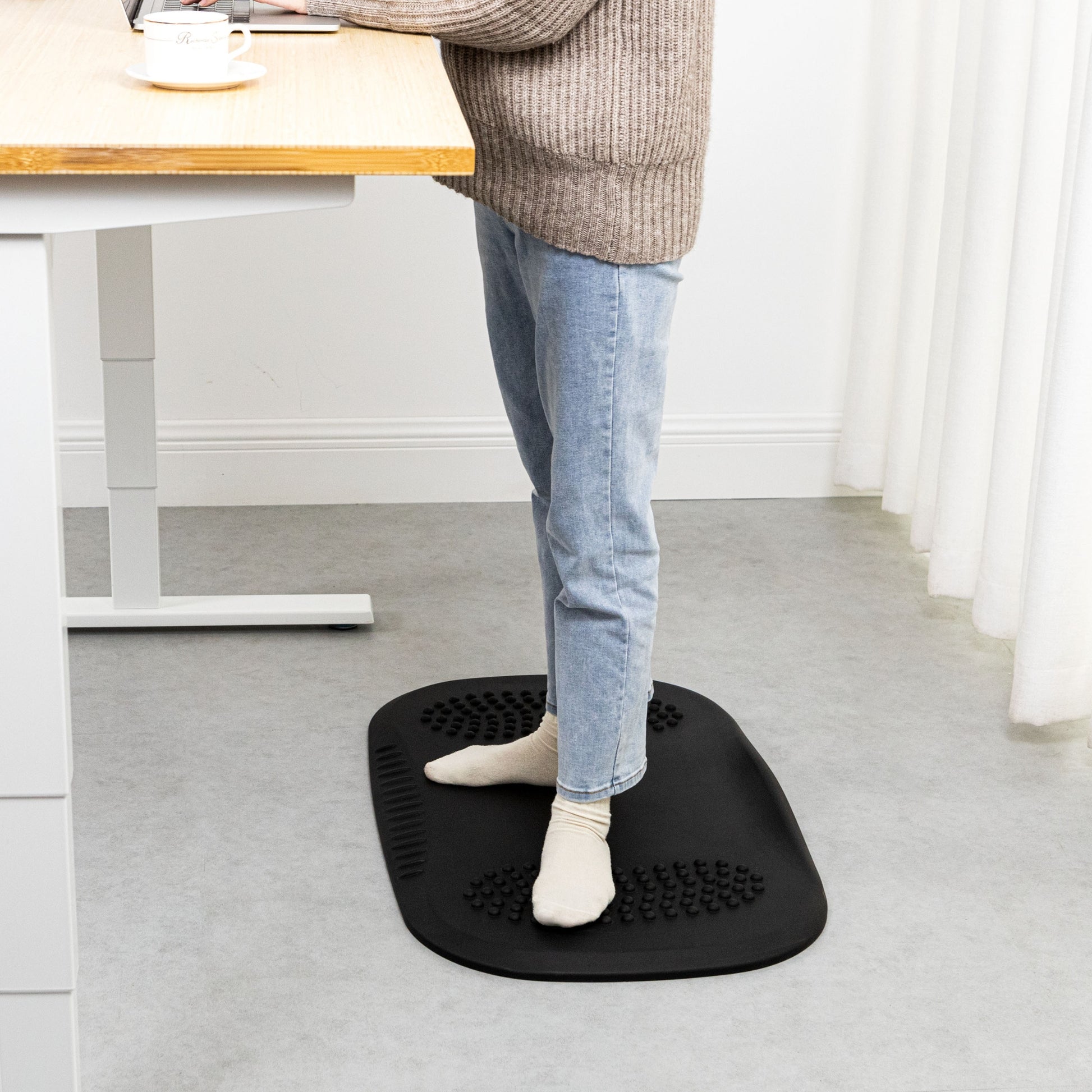 Progressive Desk Anti-Fatigue Mat with Acupressure Massage Dots